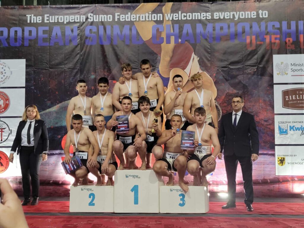 U15 ja U18 Euroopa meistrivõistlused pildis. Palju õnne sportlastele ja treeneri